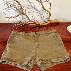 American Giant Roughneck Olive Cargo Short